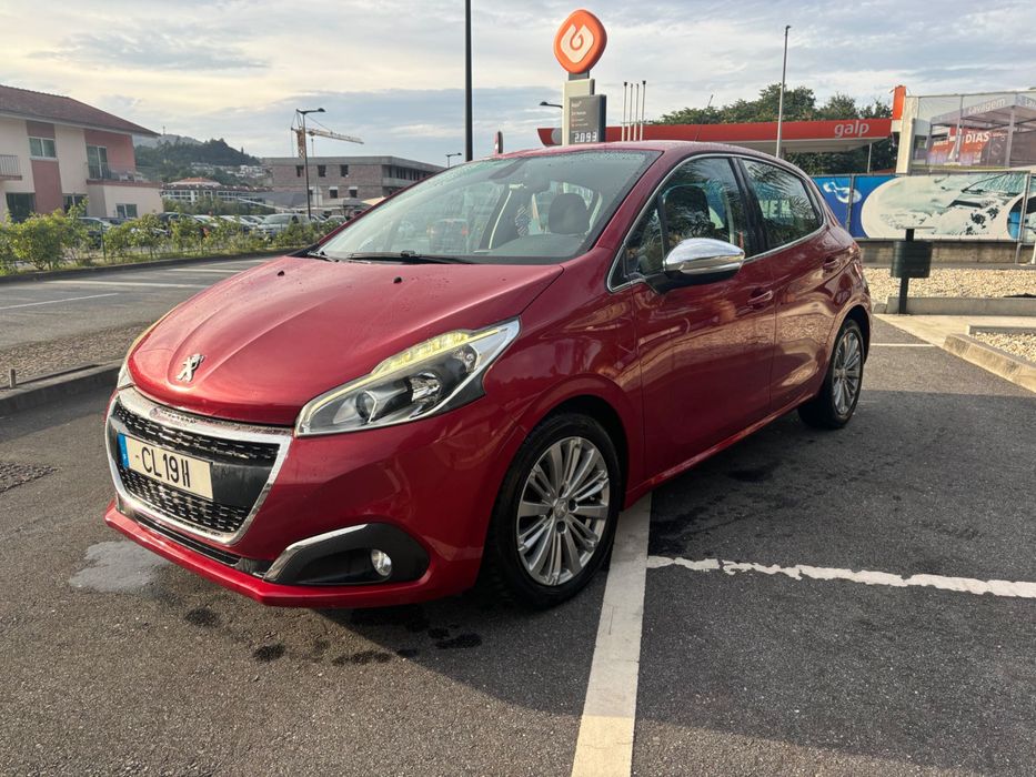 Peugeot 208 1.6 hdi