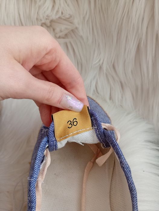 Piękne wiosenne espadryle r. 34 / 35