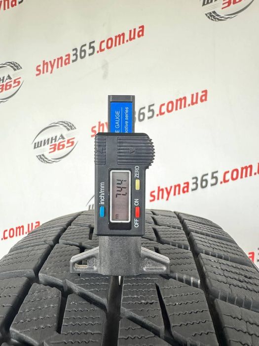 Зимові шини б/у 215/55 R17 Bridgestone Icepartner — арктичні, протектор 7 мм, від 1 шт