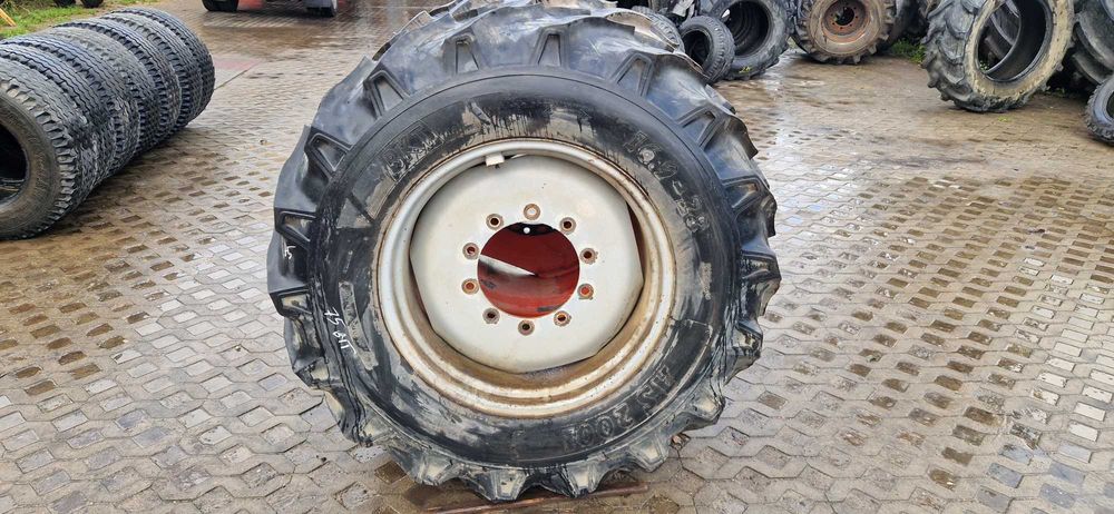 koła 16.9-28 16.9r28 420/85r28 BKT 70% JCB 4CX bez napraw