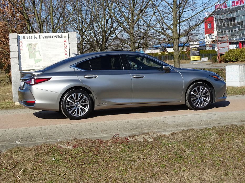 Lexus ES + Salon PL + Gwarancja Lexus + spalanie ok 5l/100km