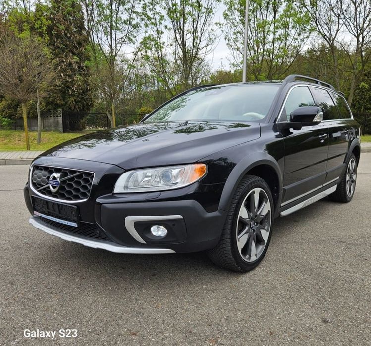 Volvo XC70 2013 року