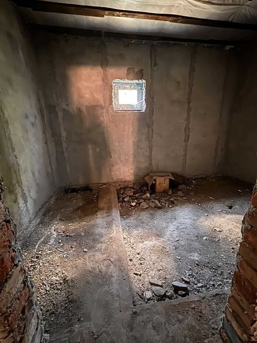 *Продаж двоповерхового будинку с.Єрки.