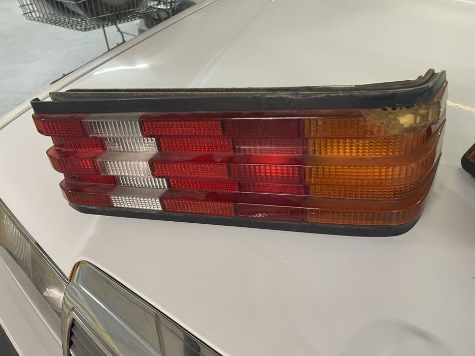 Mercedes 190 W201 Farolins Traseiros