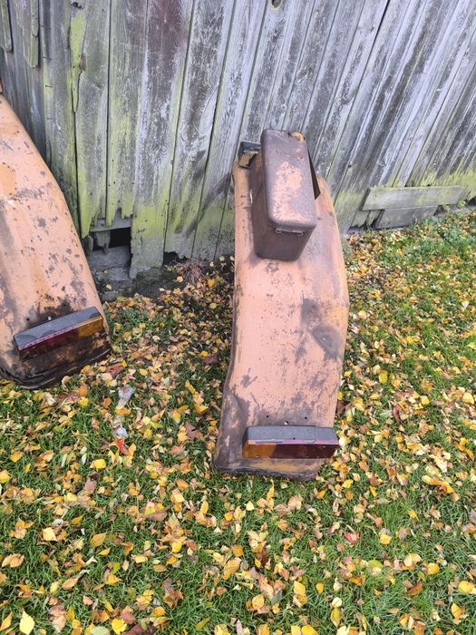 Błotniki tylne Ursus C- 360 z lampami