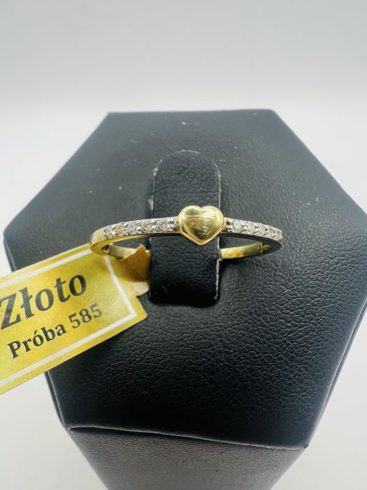 Złoty pierścionek próba 585