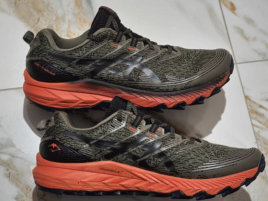 Оригінал 100%  чоловічі кросівки asics gel-trabuco 10  euro 44