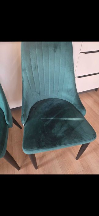 4 Krzesła Louis Welurowe