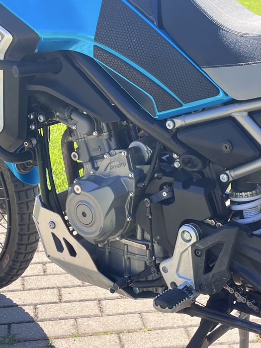 CF MOTO 450 MT.