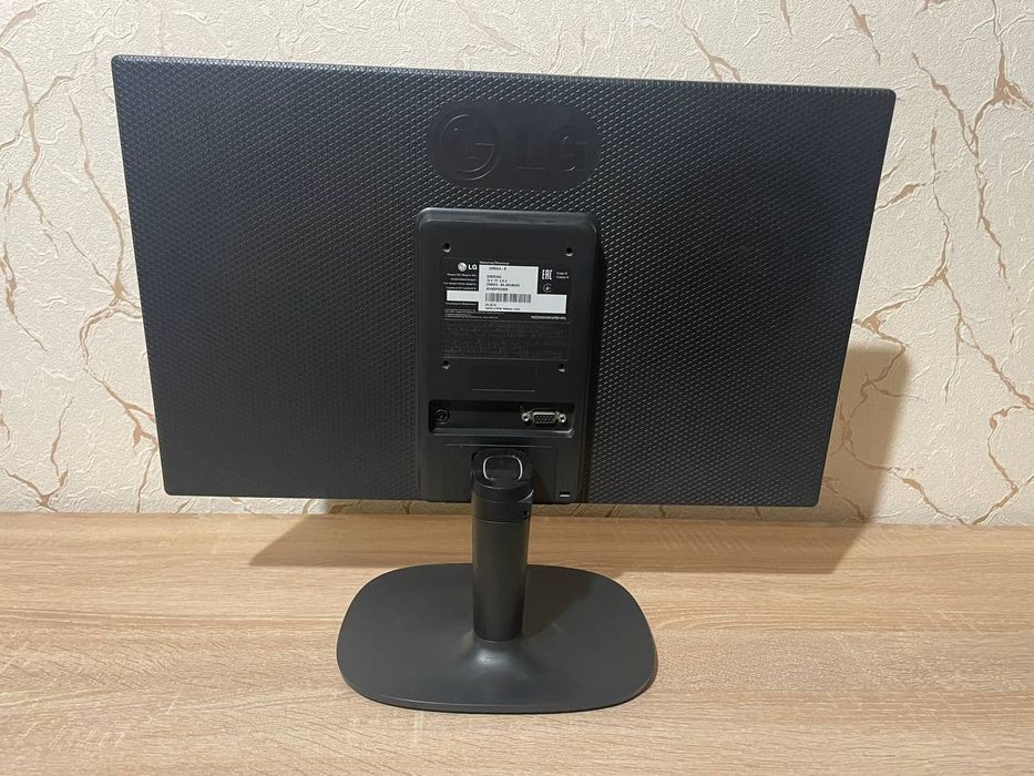 Продам Монитор LG 20М35А-В
