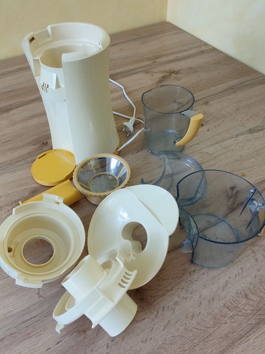 Сокодавилка Moulinex AV5