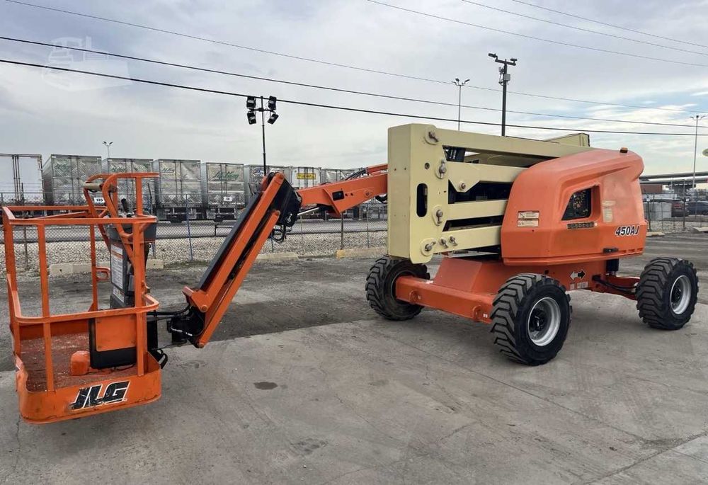 Wynajem podnośnika zwyżka 4x4 16 metrów HAULOTTE JLG GENIE MANITOU