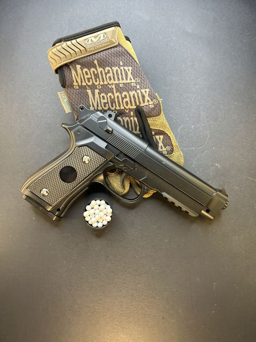 Металевий пістолет Beretta M9A3 FM - модель V22 чорний (іграшка)