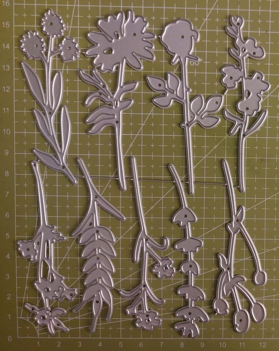330. Wykrojniki kwiaty polne gałązki scrapbooking