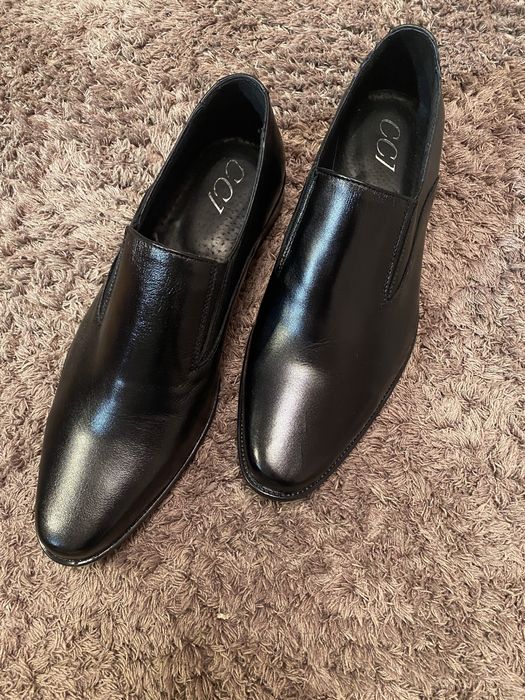 демісезонні шкіряні чоловічі туфлі