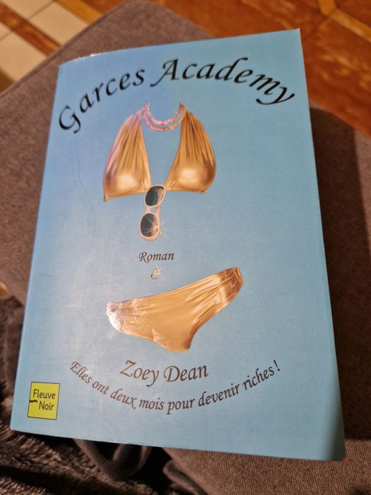 Graces Academy - powieść w j francuskim