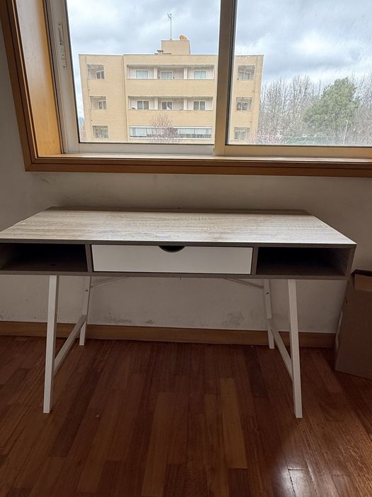Mesa para Escritorio ou quarto