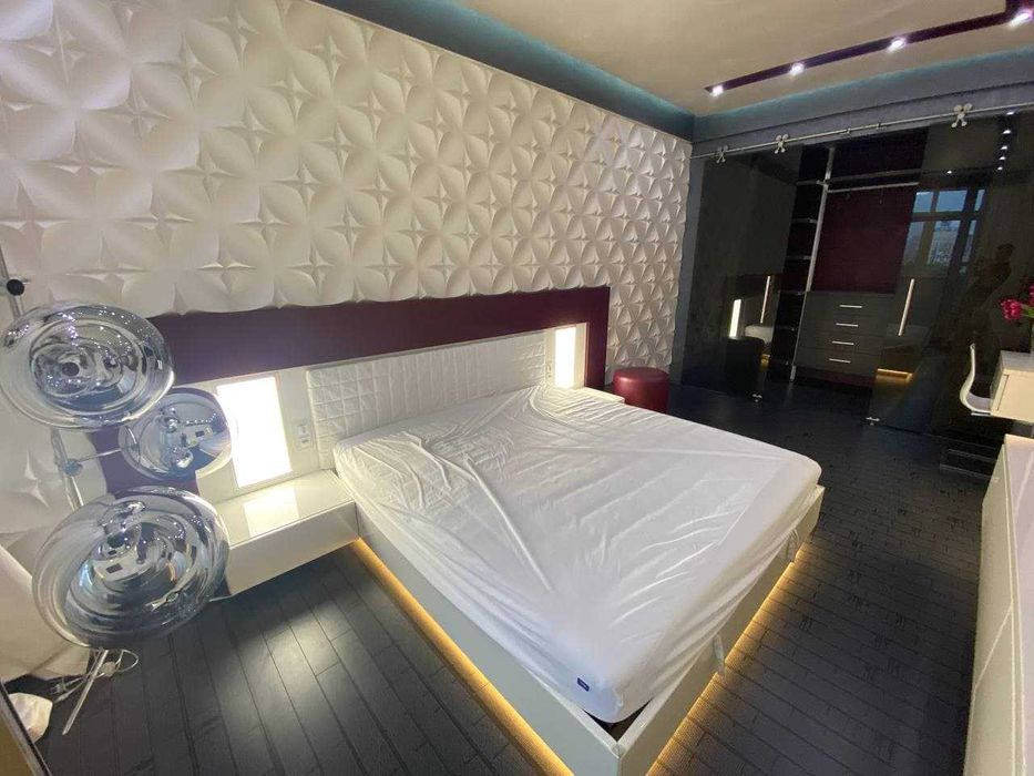 без комісії продам 3 кім кв. вул. Парково- Сирецька 4 в