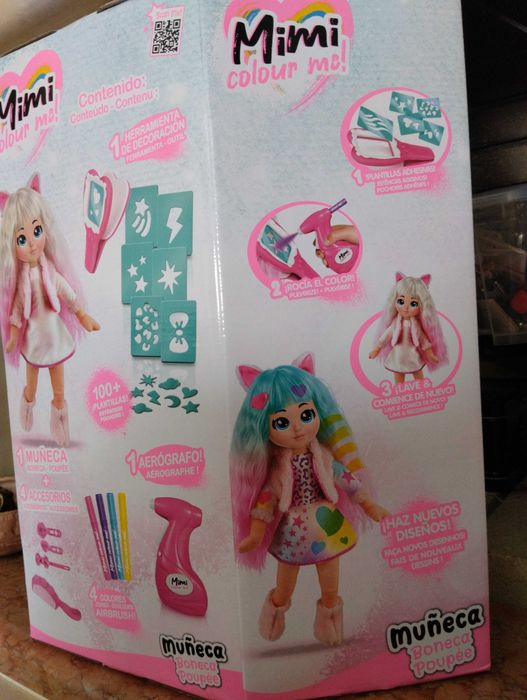 Boneca Mimi coluour me. Nova.