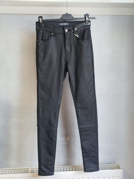 Spodnie czarne eko skóra  28 29 31 M L Xl
