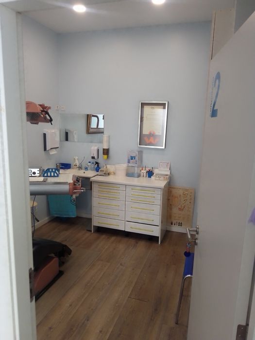 PASSA-SE clínica dentária com laboratorio ou só imovel