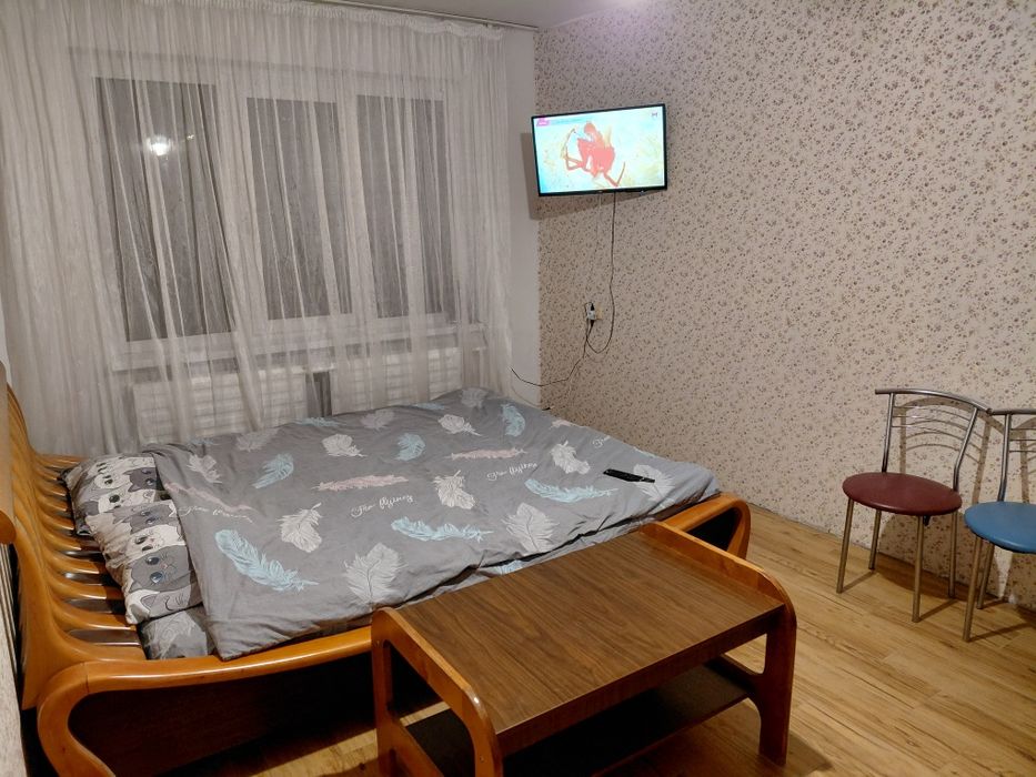 Світло постійне, гаряча , кондиціонер, різні райони, посуточно, погодинно