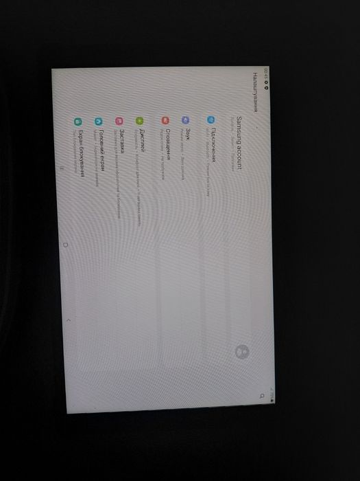 Планшет Samsung SM-T515