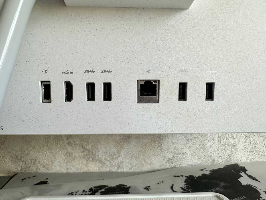 Lenovo IdeaCentre AIO 3-24ITL6