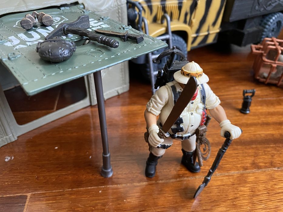 Jungle Trekker Playset
