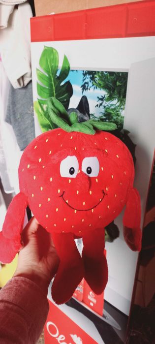 Truskawka świeżak maskotka