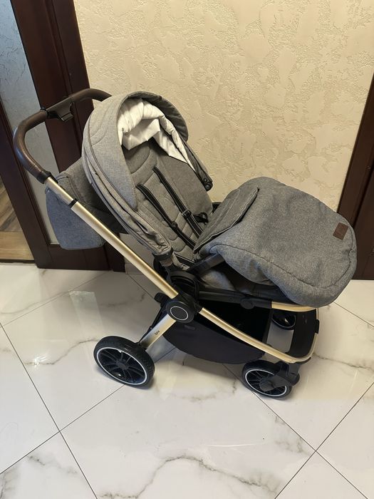 Продається коляска Carrello Epica 2в1 в хорошому стані, дитяча коляска