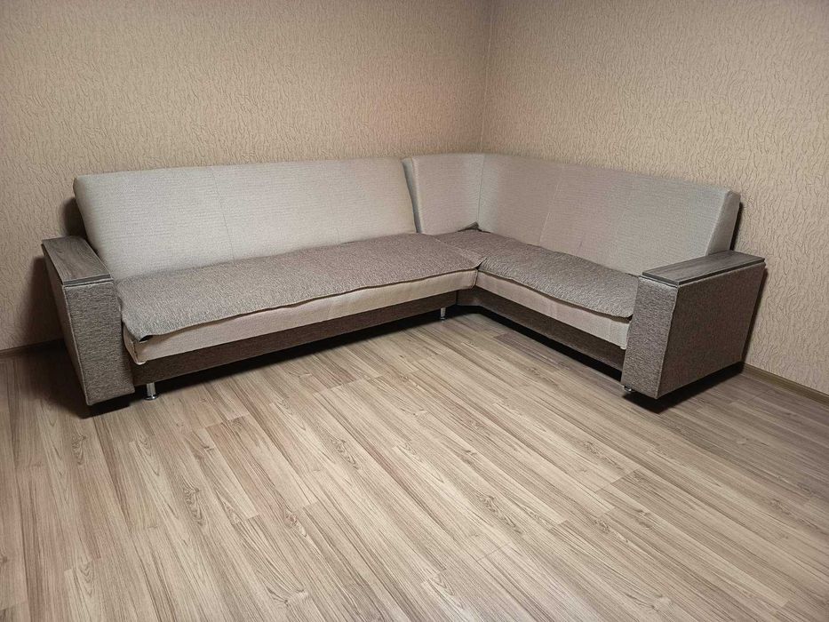 Продам комплект меблів в м.Хуст