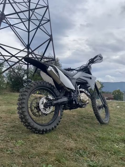 Продається Asix XB83 150 Ціна 950$ +торг Станідеал