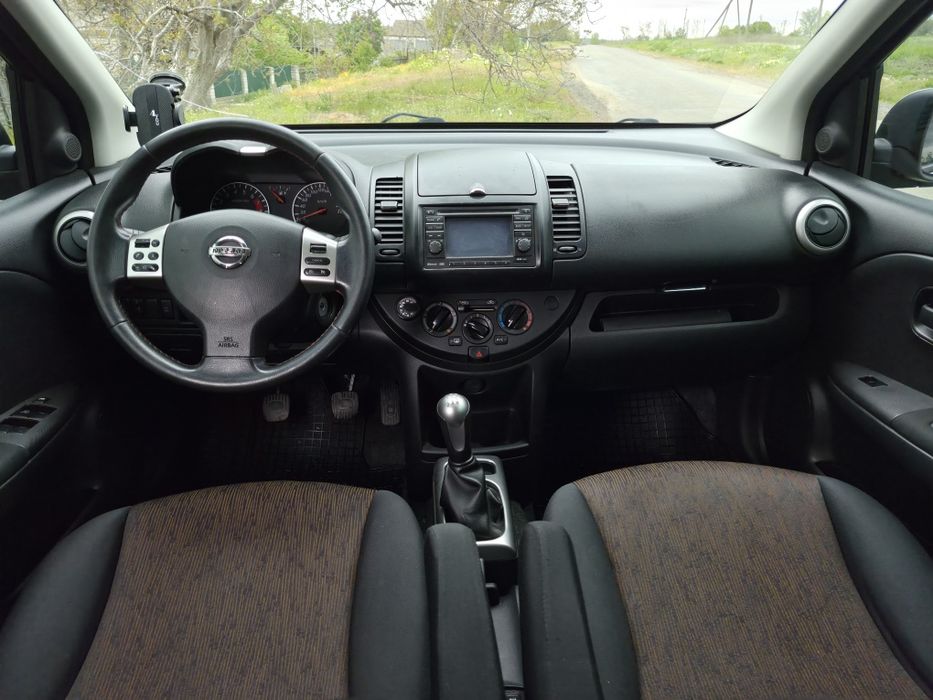 Продам Nissan Note