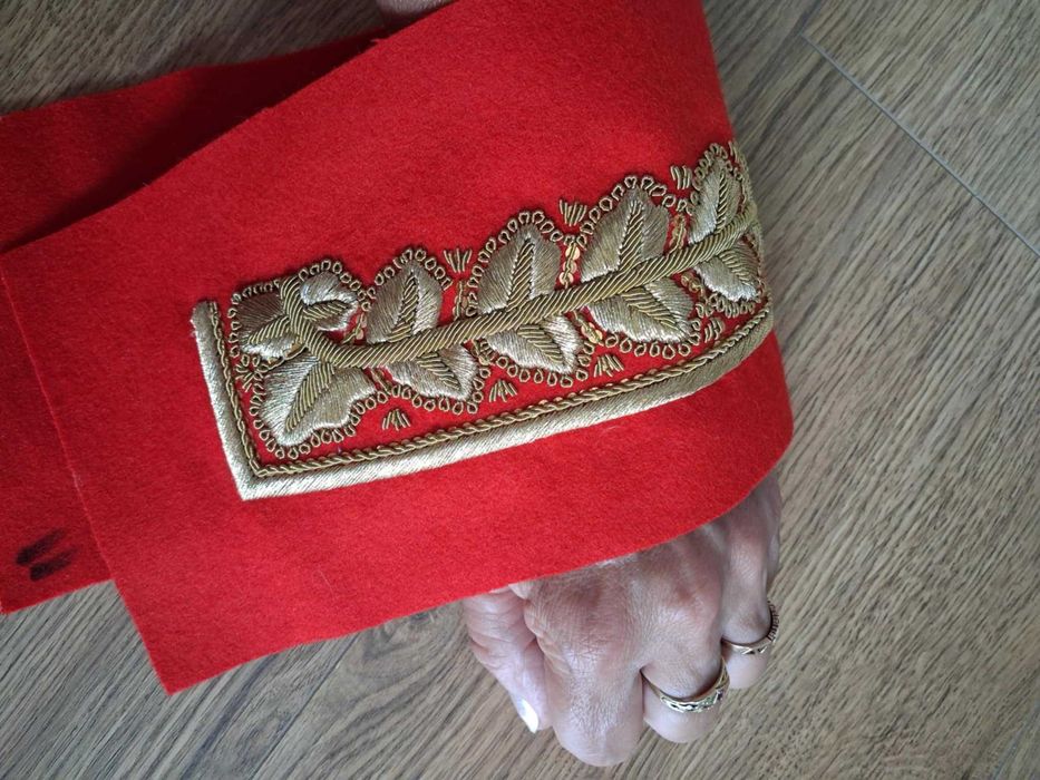 Bajorek ozdoba do płaszcza dekoracja