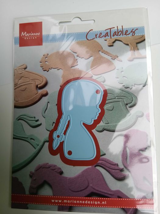 4 Wykrojniki Marianne Design