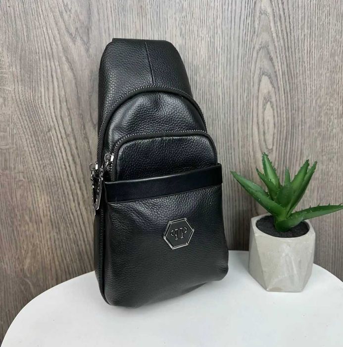 Чоловіча шкіряна мужская кожаная бананка чорна нова барсетка кожа 777