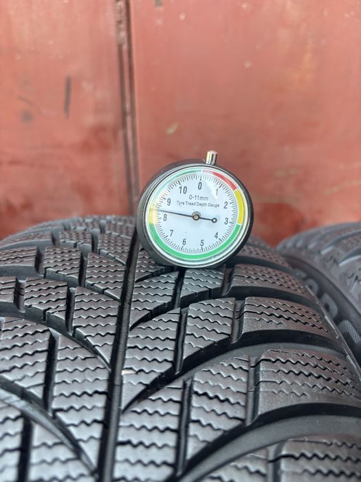 205/55/16 R16 Brigestone Blizzak LM001 зима 4 шт ціна за 1 шт