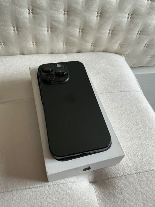 iPhone 16 PRO - 128 GB (bateria 98% + garantia)