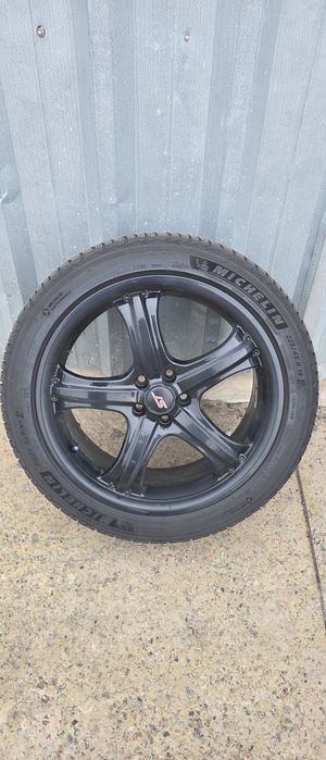 Продам резину Michelin Pilot Alpine 5 (зима) 225/45/r19