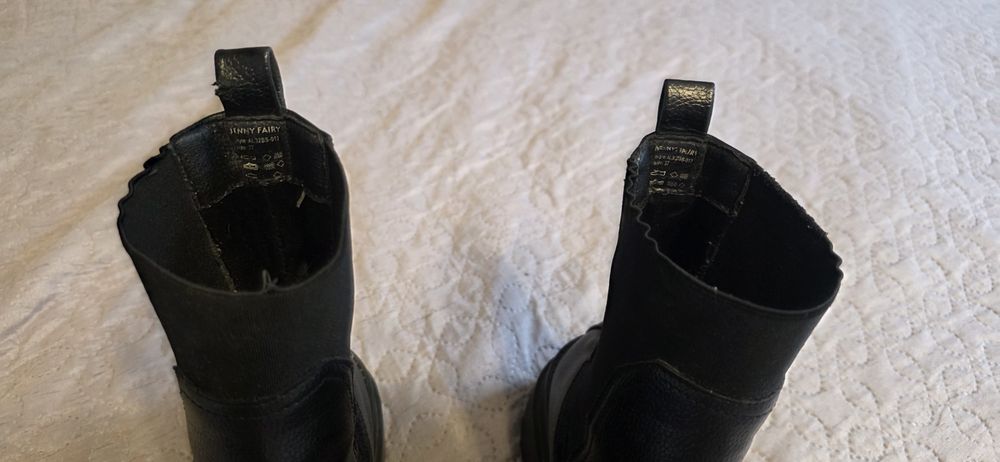 Botki Szybety na platformie