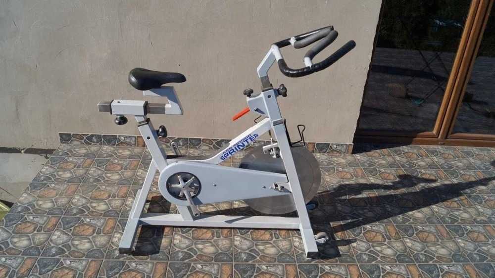 Rower spinningowy
