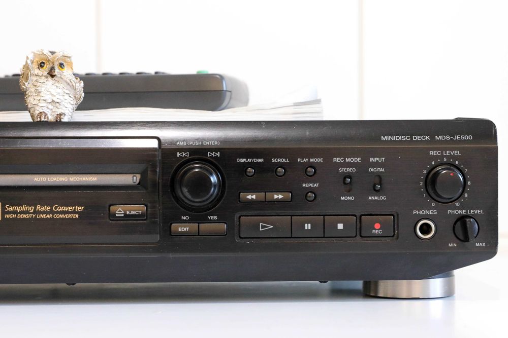 Sony MDS-JE500 com comando
