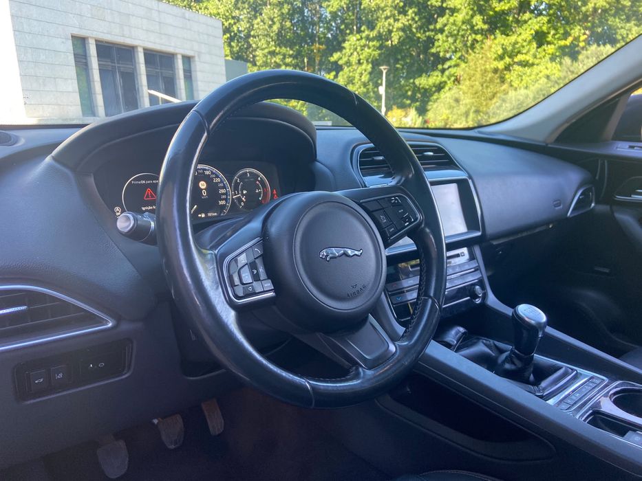 Jaguar F Pace 4x4 -Full Extras