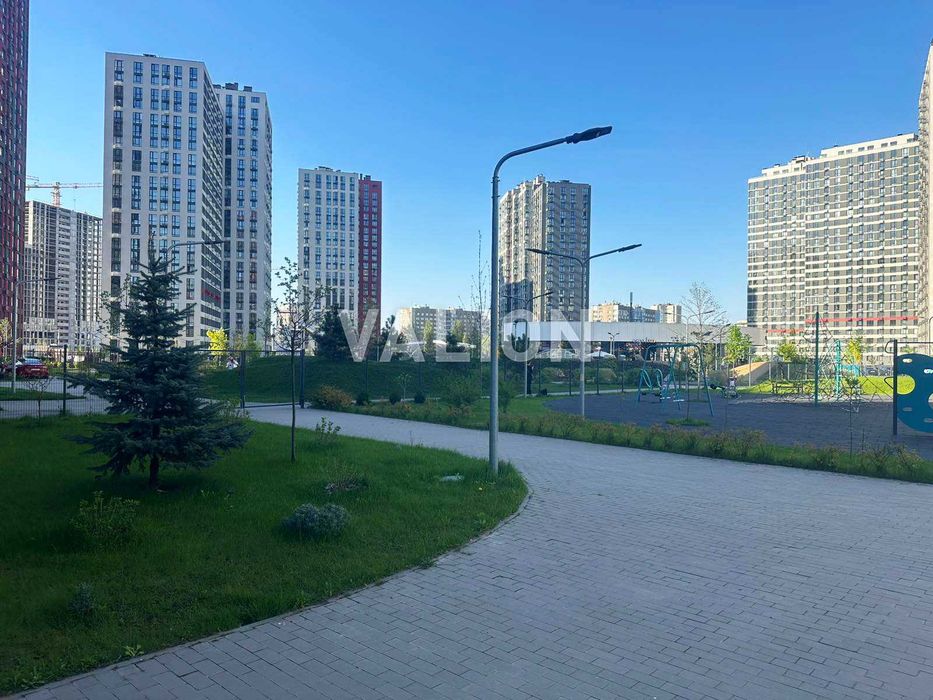 Продаж стильної двокімнатної квартири на вул.Олександра Олеся, 10, в новому ЖК "Варшавський +". Без комісії.