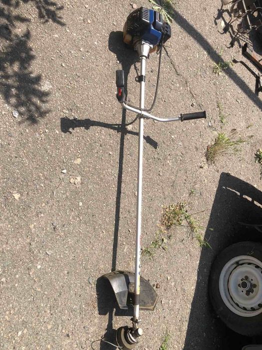 Бензокосилка б/у