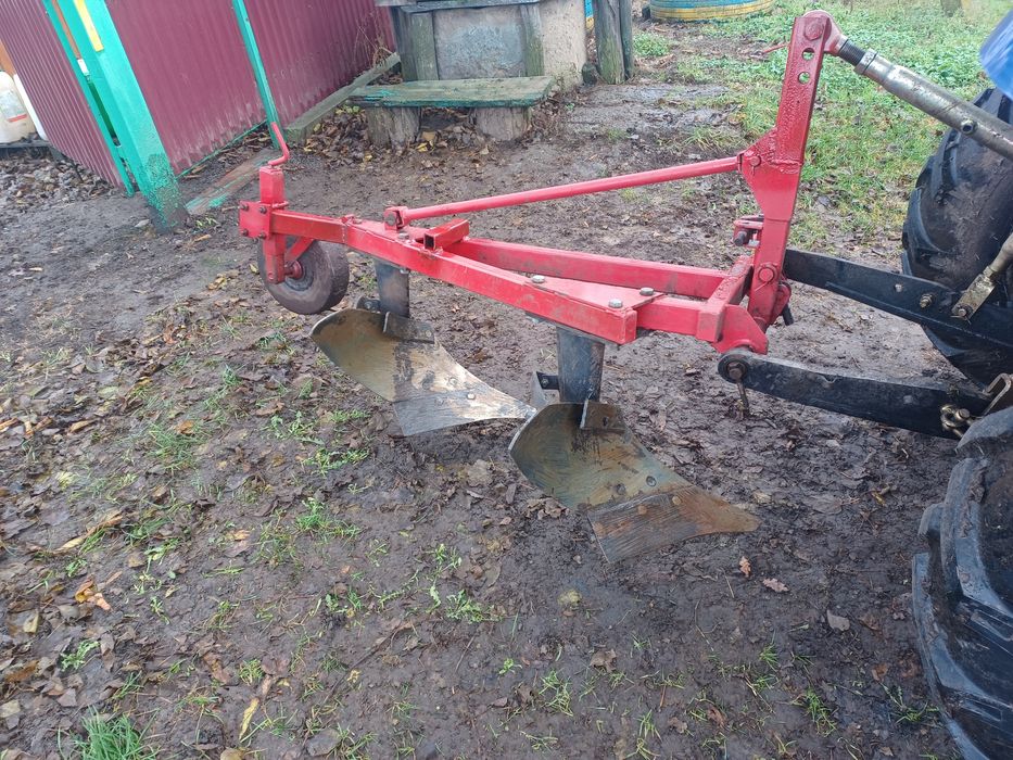 Плуг 2-25 на мінітрактор
