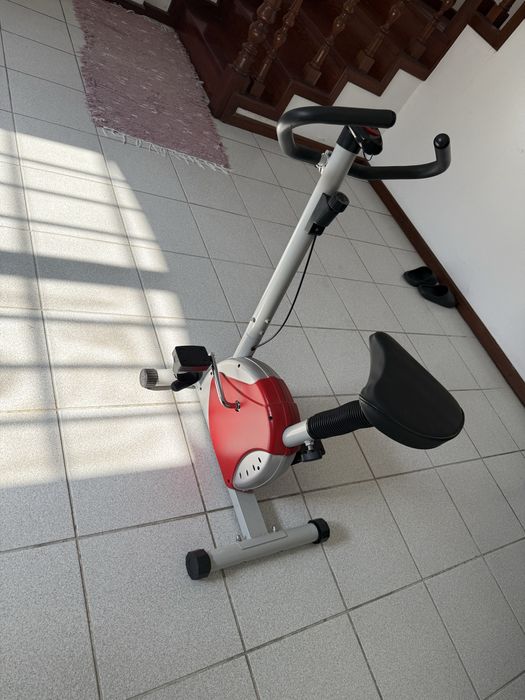 Bicicleta ergometrica64741169550722121