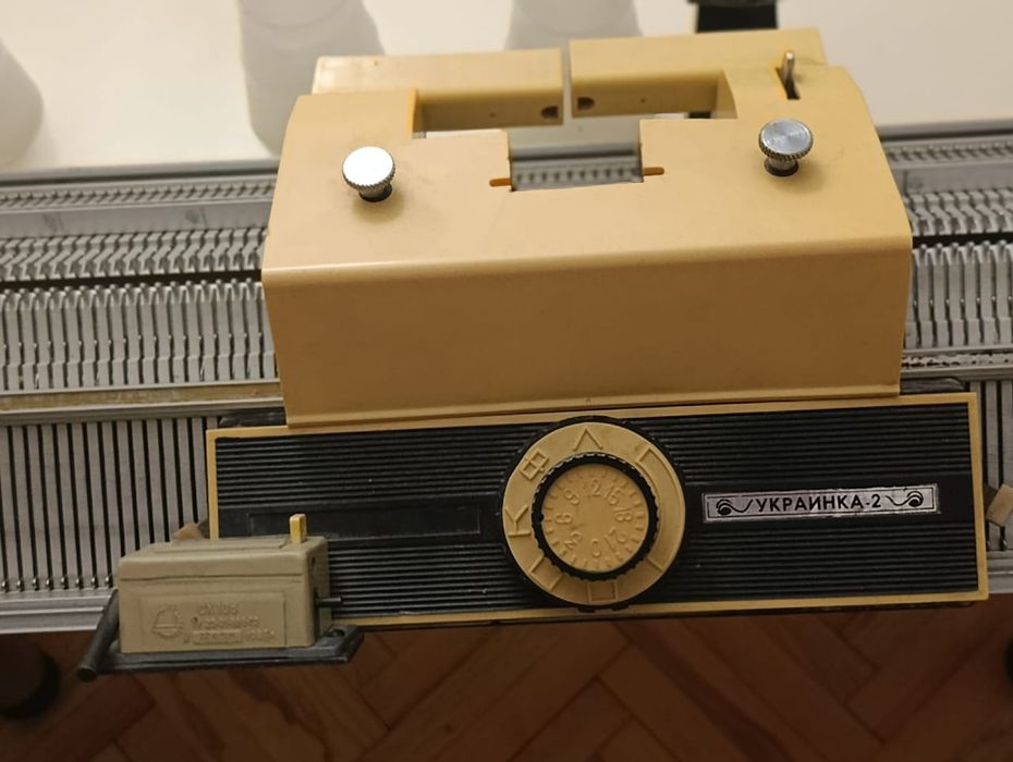 Вязальная машинка Украинка 2