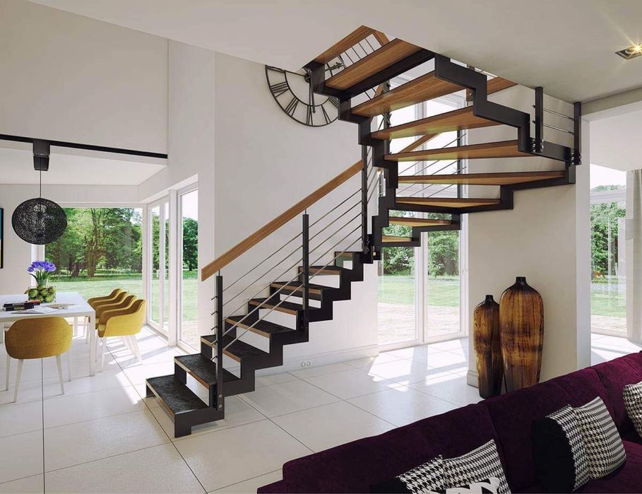 Schody metalowe oraz konstrucje ze stali czarnej.